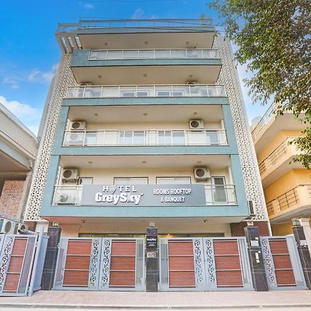 Hotel Greysky Medicity Gurgáon Kültér fotó