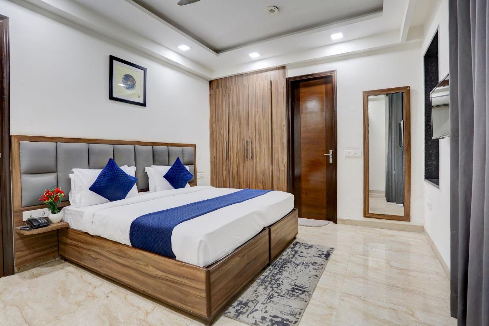 Hotel Greysky Medicity Gurgáon Kültér fotó