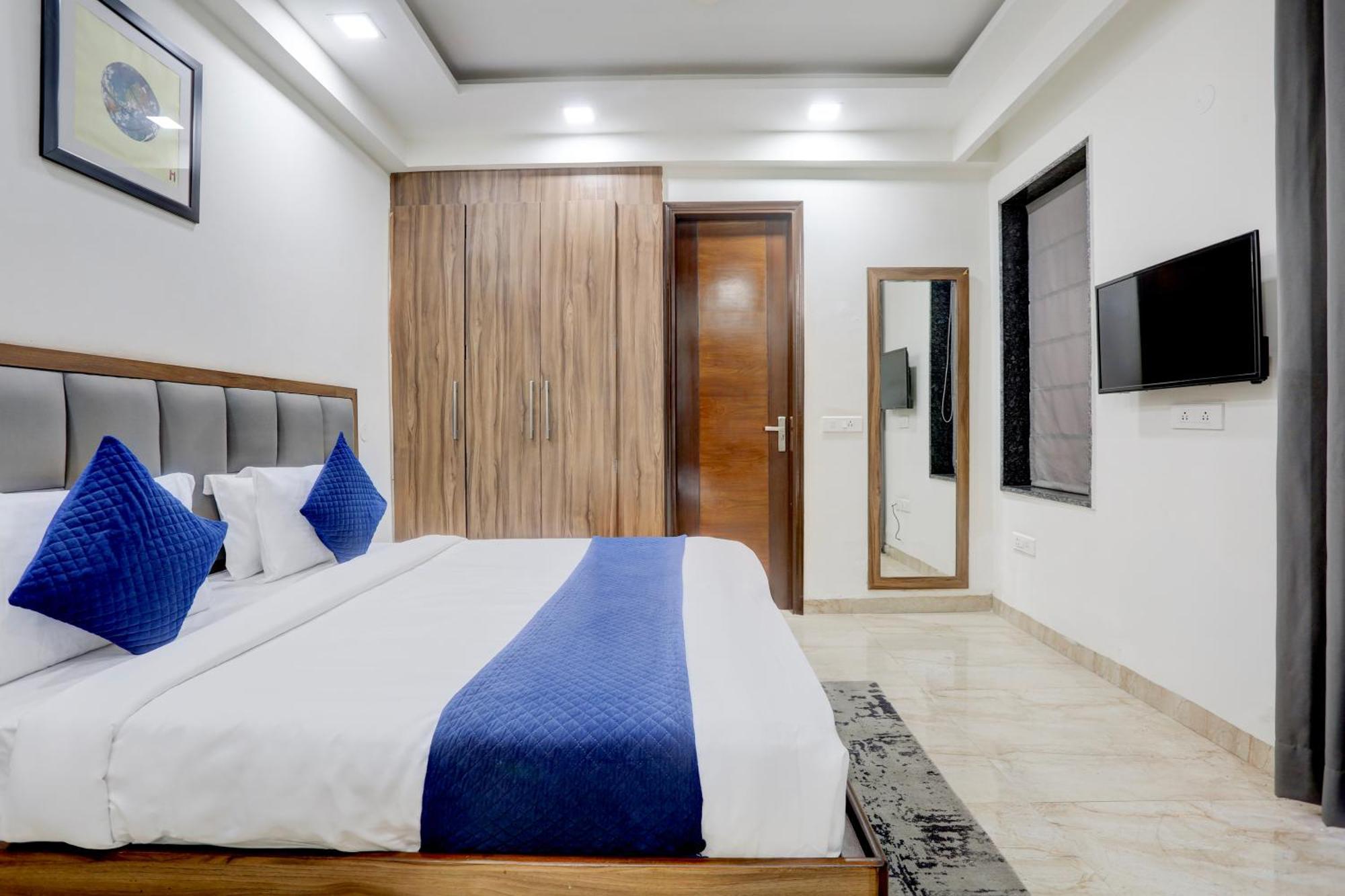 Hotel Greysky Medicity Gurgáon Kültér fotó