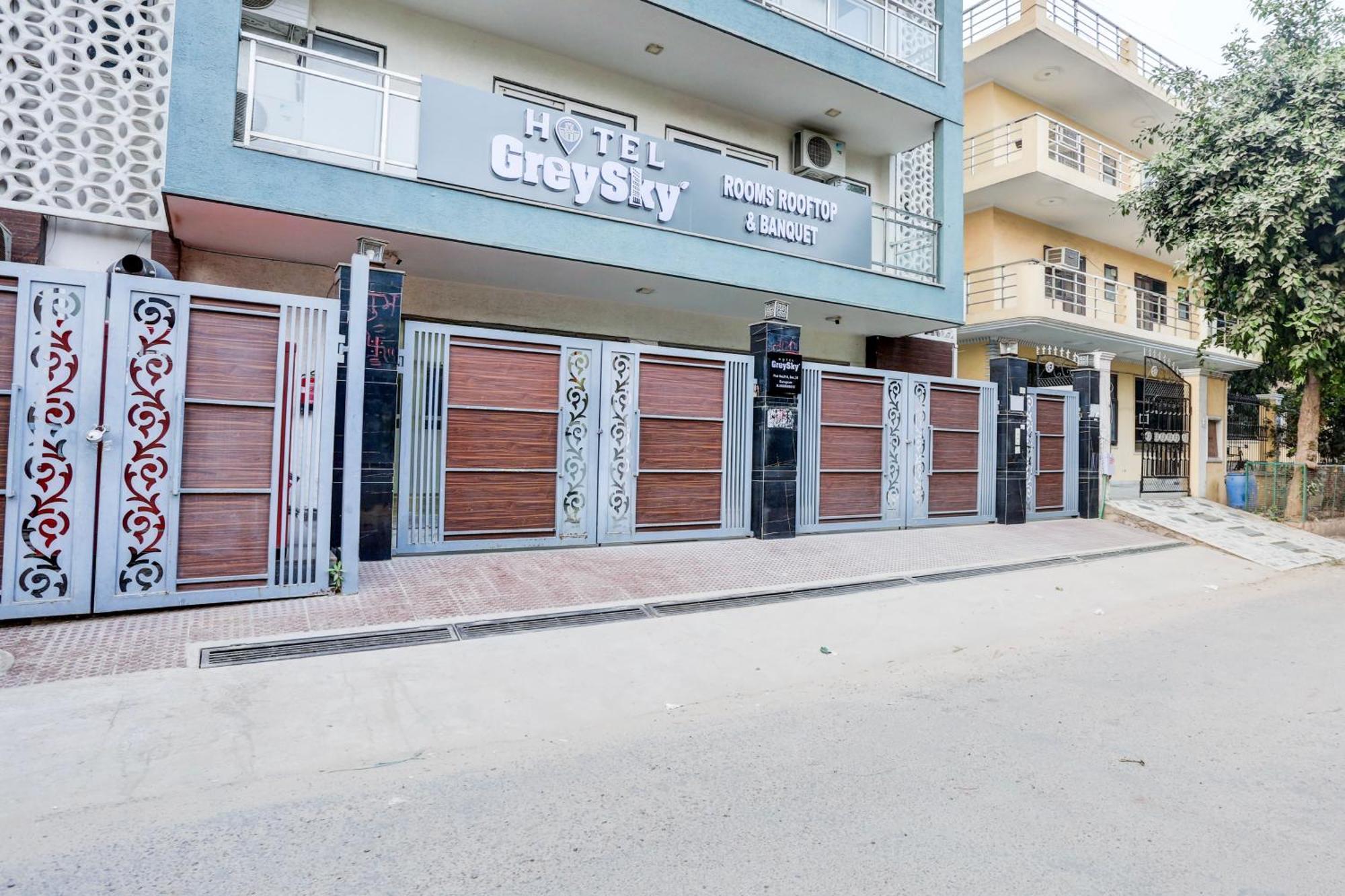 Hotel Greysky Medicity Gurgáon Kültér fotó